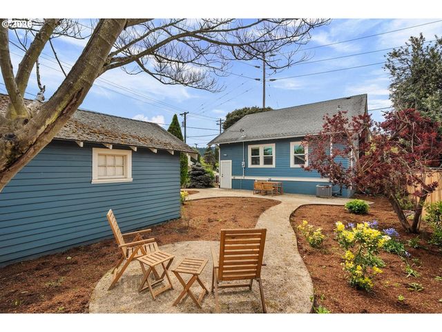 9707 N LOMBARD St, Portland, OR 97203