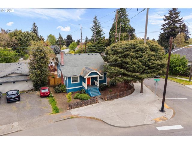 9707 N LOMBARD St, Portland, OR 97203