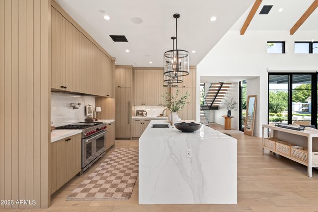 5715 E MONTEROSA Street, Phoenix, AZ 85018