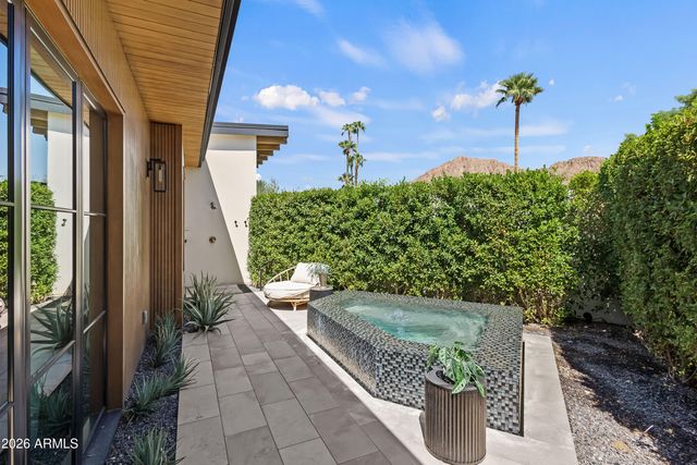 5715 E MONTEROSA Street, Phoenix, AZ 85018