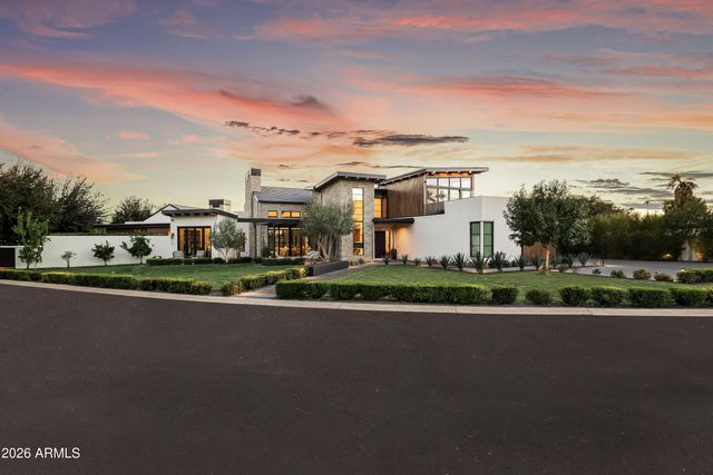 5715 E MONTEROSA Street, Phoenix, AZ 85018