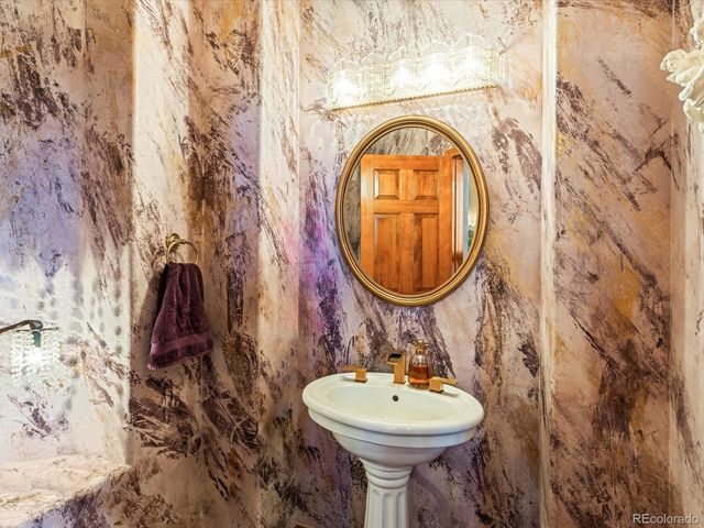 16113 Canyon Wren Way, Morrison, CO 80465