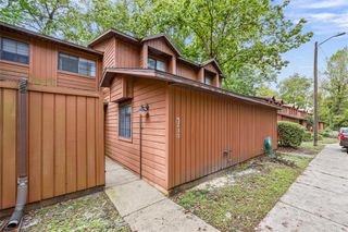 5733 SW 10TH PLACE, Gainesville, FL 32607