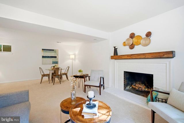 11989 POINT LONGSTREET WAY, Woodbridge, VA 22192