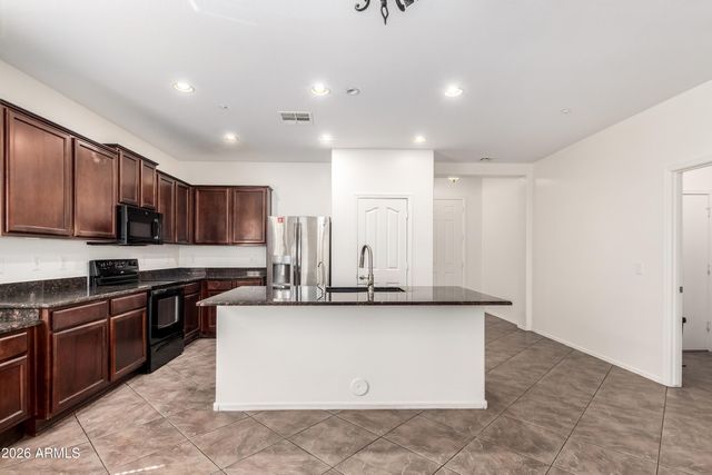 13231 W CREOSOTE Drive, Peoria, AZ 85383