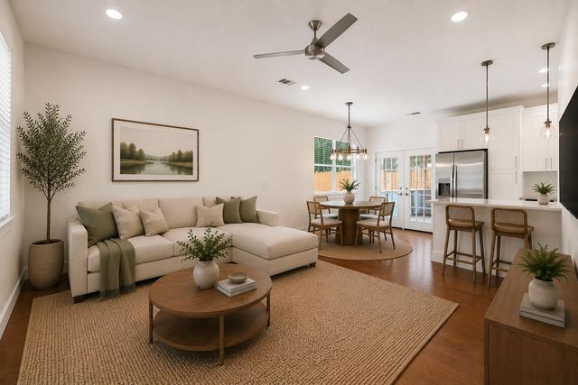 4912 Sara DR A, Austin, TX 78721