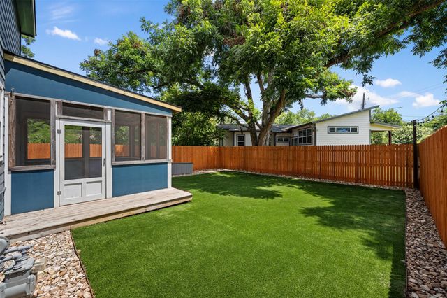 4912 Sara DR A, Austin, TX 78721