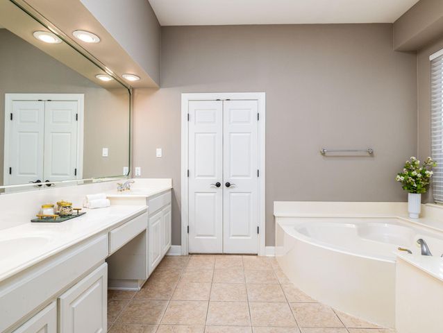 13312 Country Lake DR, Austin, TX 78732