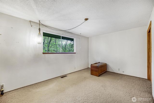 11704 92nd Avenue E, Puyallup, WA 98373