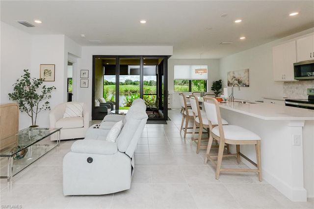 5682 Mayflower WAY 806, Ave Maria, FL 34142