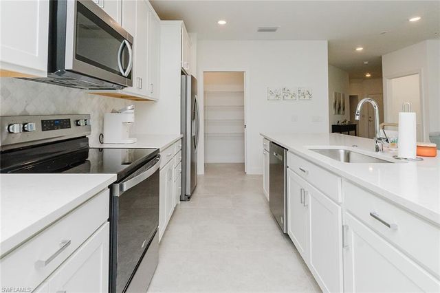 5682 Mayflower WAY 806, Ave Maria, FL 34142