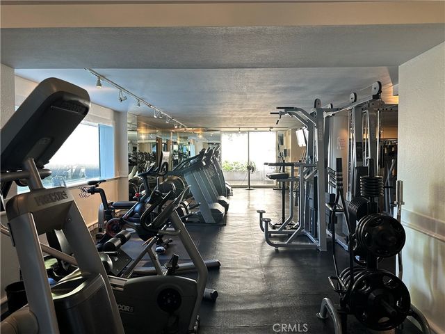 1131 Alta Loma Road 232, West Hollywood, CA 90069