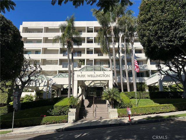 1131 Alta Loma Road 232, West Hollywood, CA 90069