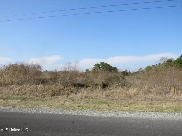 S Main And Belle Fountain Beach Street, Ocean Springs, MS 39564