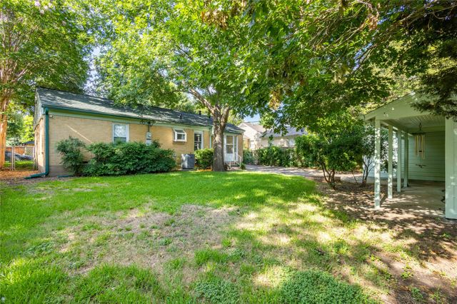 6165 Ravendale Lane, Dallas, TX 75214