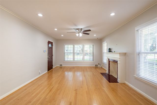 6165 Ravendale Lane, Dallas, TX 75214