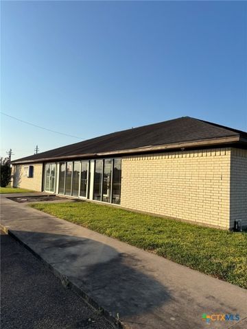 109 Teakwood Drive A, Victoria, TX 77901