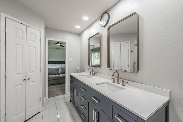 224 Bob White Trail, Burleson, TX 76028