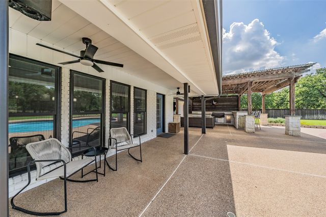 224 Bob White Trail, Burleson, TX 76028