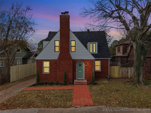1628 S Victor Avenue, Tulsa, OK 74104