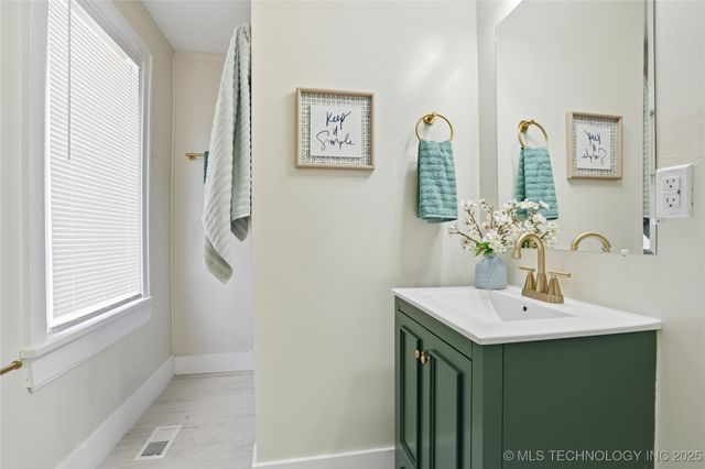 1628 S Victor Avenue, Tulsa, OK 74104