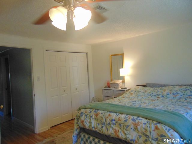 882 North Colony Road 31, Meriden, CT 06450