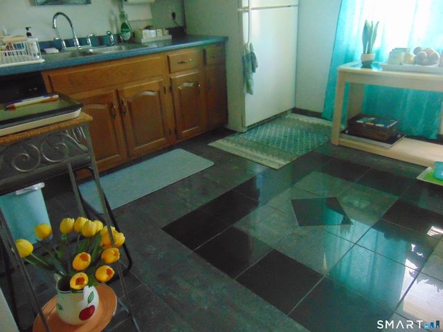 882 North Colony Road 31, Meriden, CT 06450