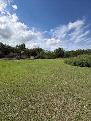 7706 E Curry Road, Edinburg, TX 78542