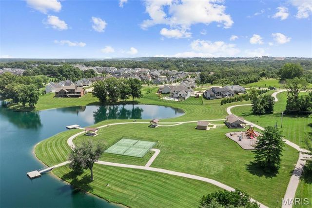 16936 Lake Meadow, Chesterfield, MO 63005