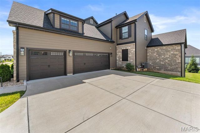 16936 Lake Meadow, Chesterfield, MO 63005