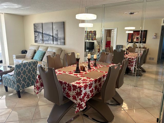 1470 NW 80th Ave 401, Margate, FL 33063