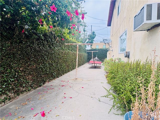 3522 Garden, Los Angeles, CA 90039
