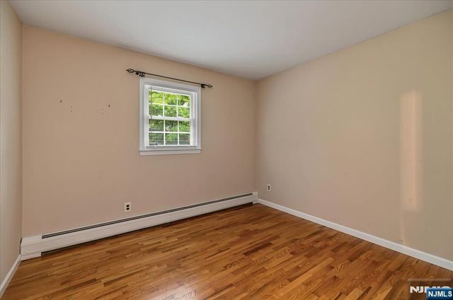 72 Smokey Ridge Road, Ringwood, NJ 07456