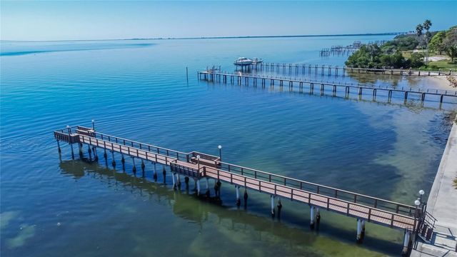 650 PINELLAS POINT DRIVE S 236, St Petersburg, FL 33705