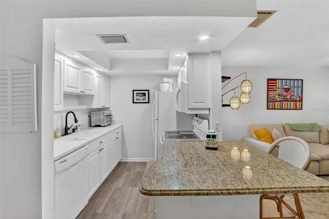 650 PINELLAS POINT DRIVE S 236, St Petersburg, FL 33705