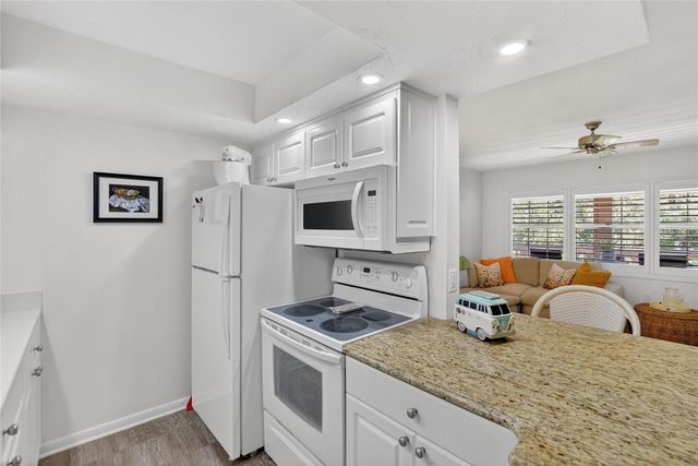 650 PINELLAS POINT DRIVE S 236, St Petersburg, FL 33705