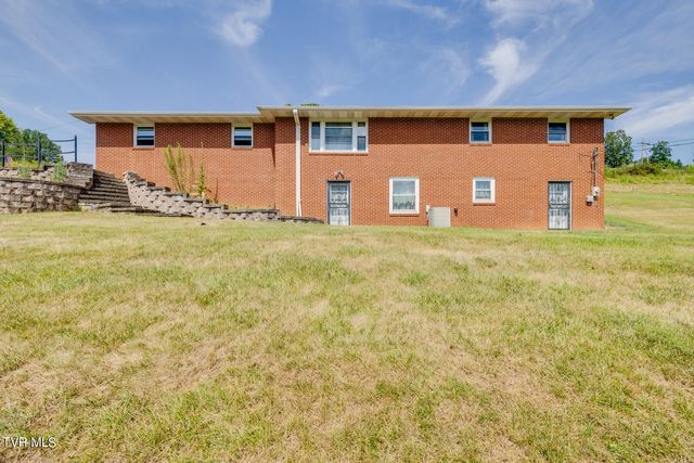 335 Mckenzie Drive, Kingsport, TN 37660