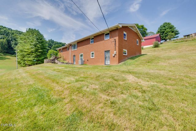 335 Mckenzie Drive, Kingsport, TN 37660