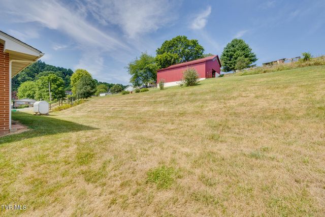 335 Mckenzie Drive, Kingsport, TN 37660