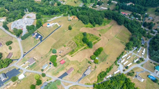 335 Mckenzie Drive, Kingsport, TN 37660