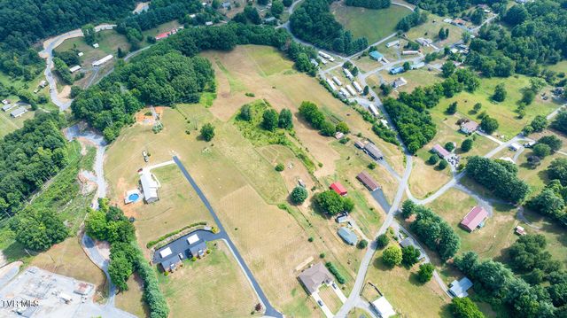 335 Mckenzie Drive, Kingsport, TN 37660
