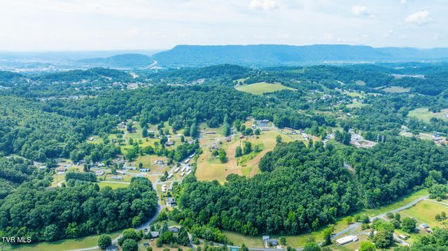 335 Mckenzie Drive, Kingsport, TN 37660