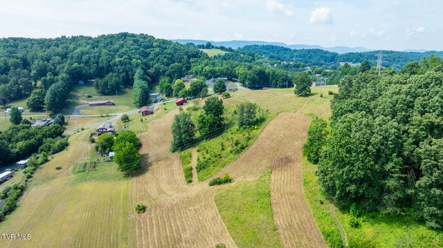 335 Mckenzie Drive, Kingsport, TN 37660