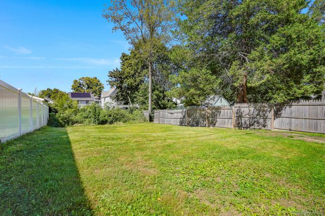23 Lewis Avenue, Poughkeepsie, NY 12603