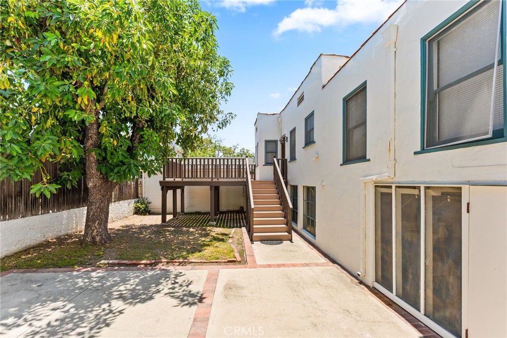 Image 2 of property listing at 516 Malvern, Fullerton, CA 92832