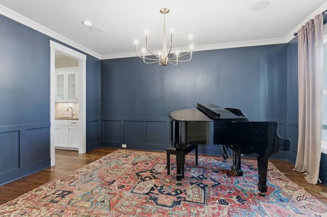 98 44th Ave, N, Nashville, TN 37209