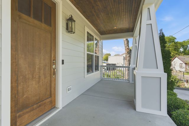 98 44th Ave, N, Nashville, TN 37209