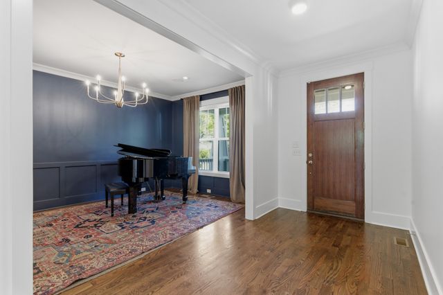 98 44th Ave, N, Nashville, TN 37209