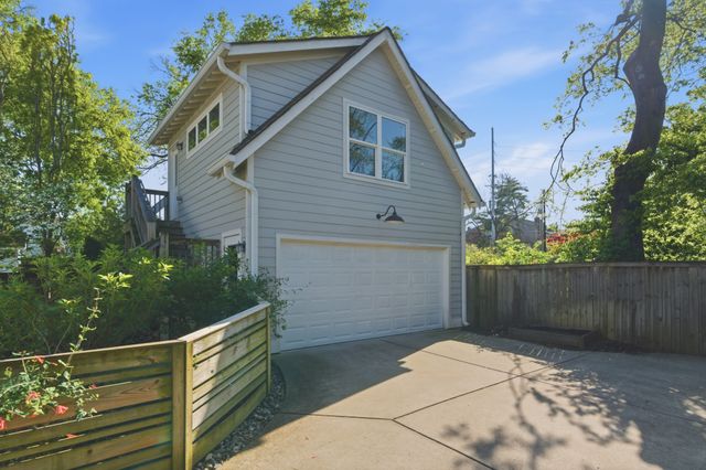 98 44th Ave, N, Nashville, TN 37209