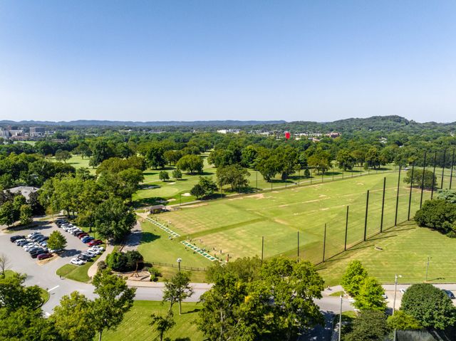 98 44th Ave, N, Nashville, TN 37209